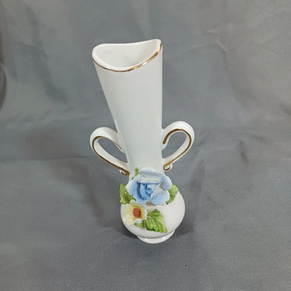 Vintage Bud Vase Home Decor Small White Excellent Floral Gold Trim Porcelain